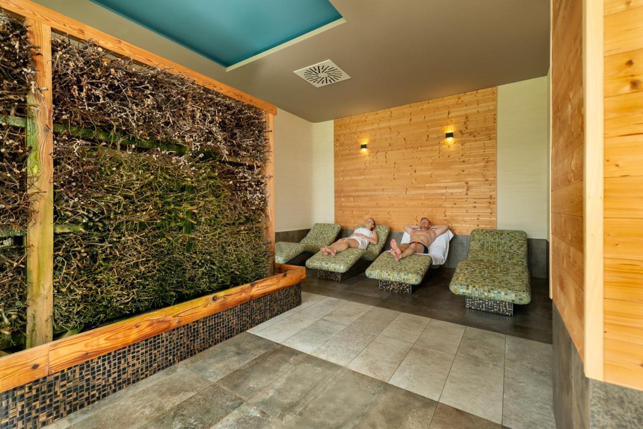 Terma Slowacki Resort Medical Spa บุสโก-สดรูย ภายนอก รูปภาพ