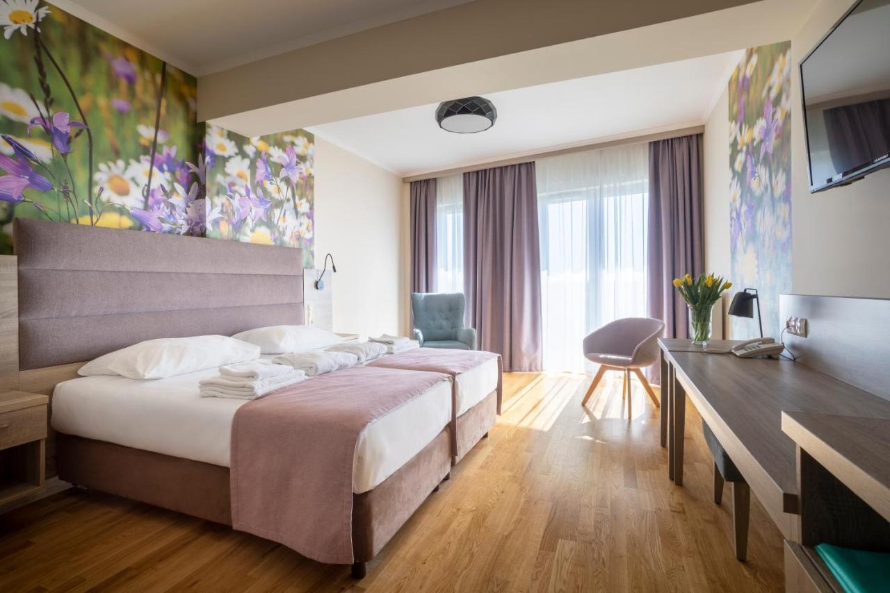 Terma Slowacki Resort Medical Spa บุสโก-สดรูย ภายนอก รูปภาพ