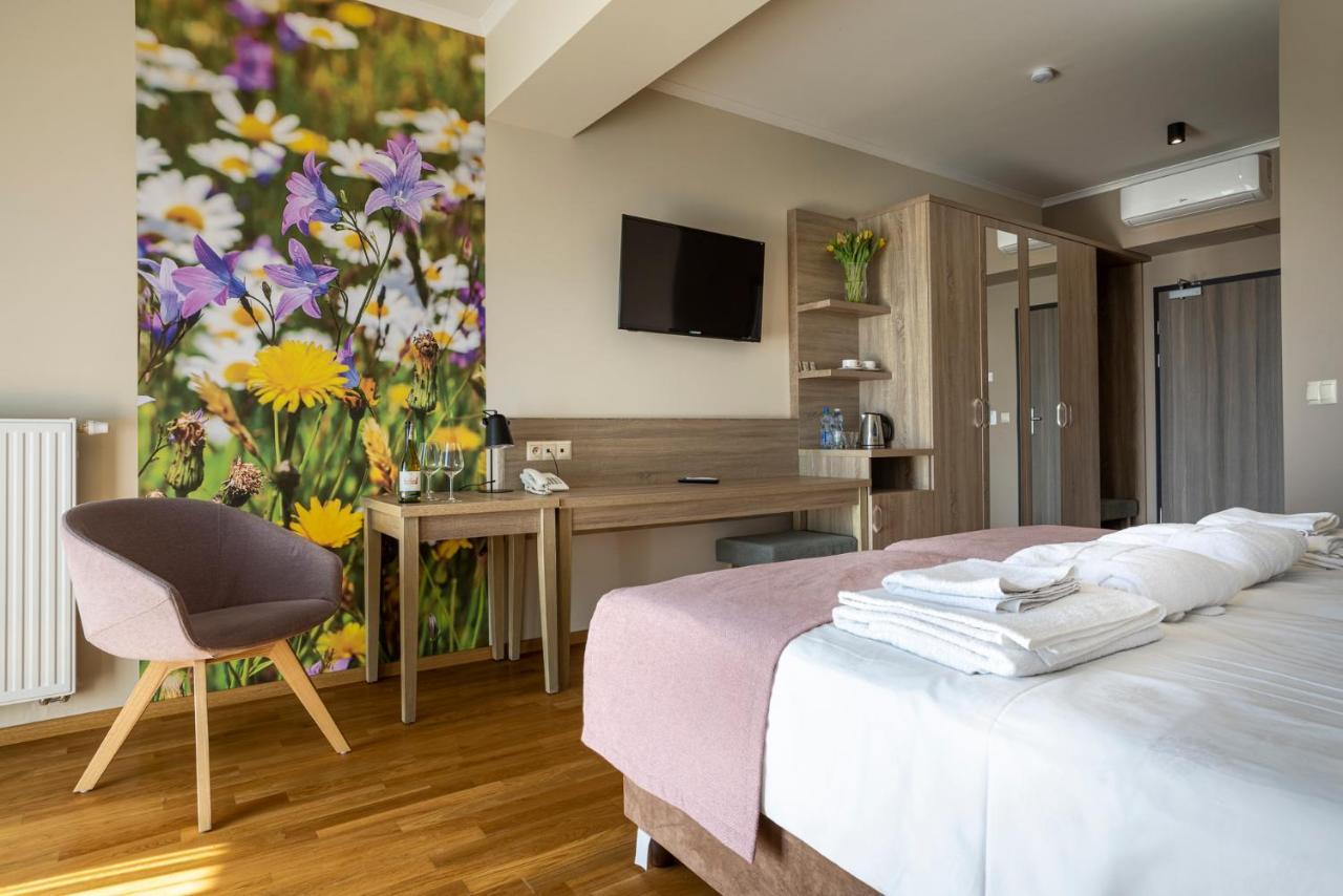 Terma Slowacki Resort Medical Spa บุสโก-สดรูย ภายนอก รูปภาพ